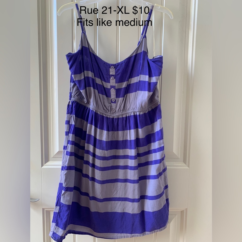 Rue 21. Size XL
